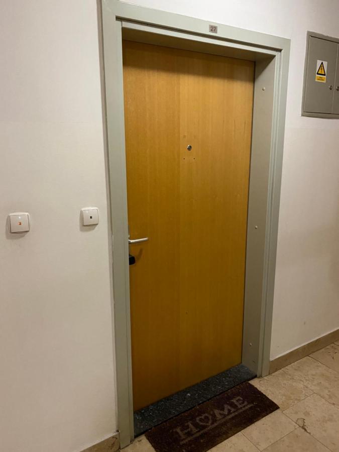 Self Check-In Studio With Wi-Fi And Parking Place Apartment ซาเกร็บ ภายนอก รูปภาพ